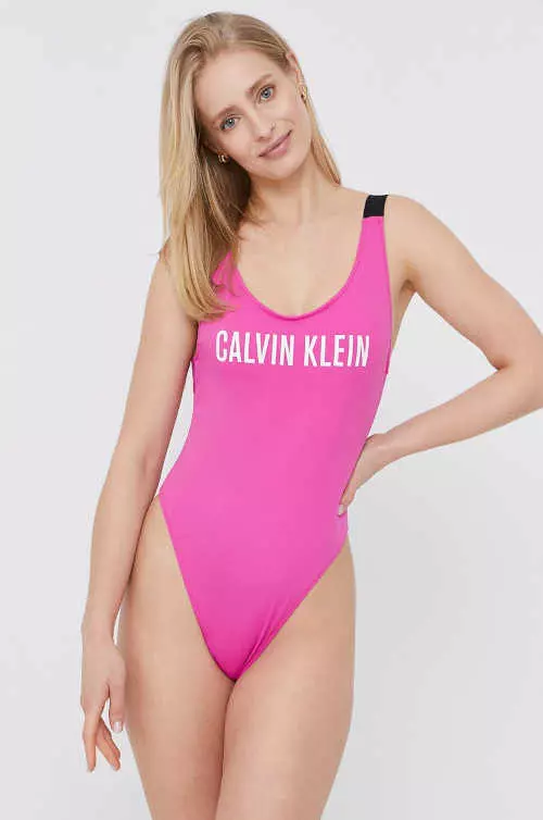Дамски спортен бански костюм от една част на Calvin Klein в розово