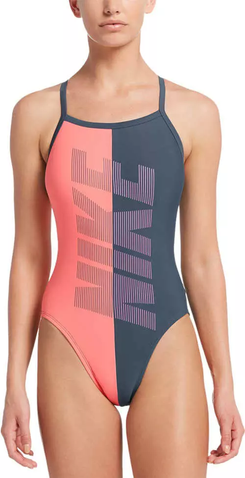 Дамски бански костюми Nike в двуцветен дизайн